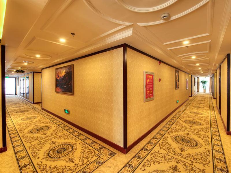 Vienna Hotel Shanghai Happy Valley Songjiang Екстериор снимка