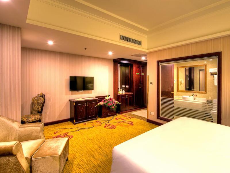Vienna Hotel Shanghai Happy Valley Songjiang Екстериор снимка