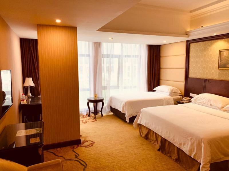 Vienna Hotel Shanghai Happy Valley Songjiang Екстериор снимка